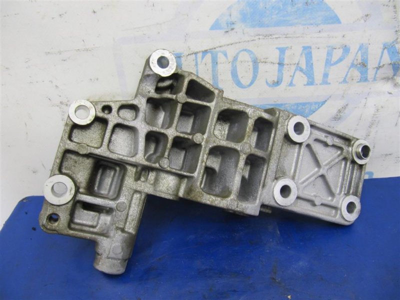 Кронштейн генератора LANCER X 10 07-15 2.0