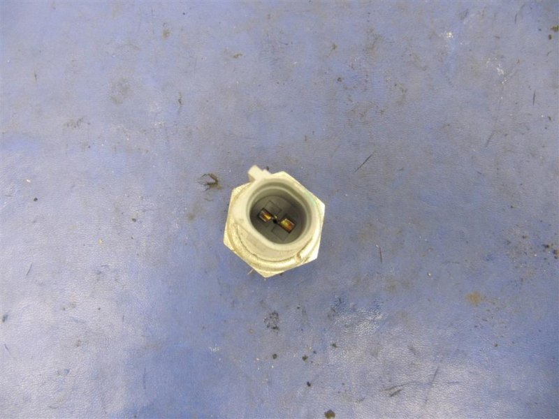 Датчик давления масла ДВС LANCER X 10 07-15 2.0 Датчик давления масла ДВС LANCER X 10 07-15 2.0