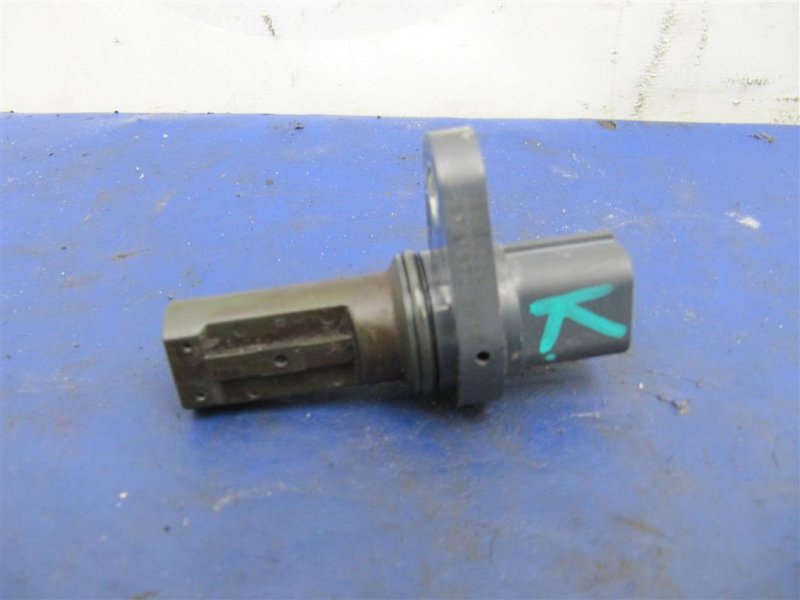 Запчасть датчик положения коленвала MITSUBISHI ASX / OUTLANDER SPORT 10-21 2.0 1865A126 Б/У Датчик положения коленвала MITSUBISHI ASX / OUTLANDER SPORT 10-21 2.0 1865A126 Б/У