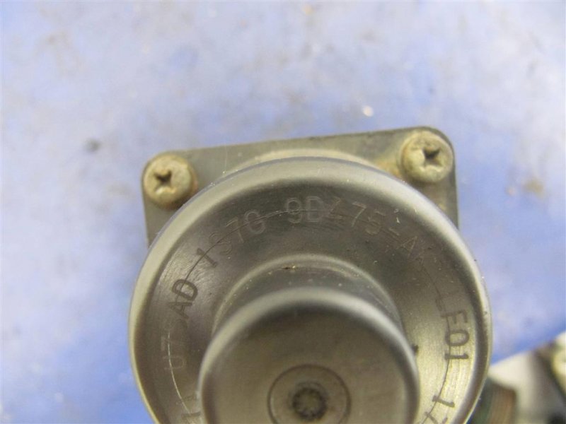 Клапан EGR MAZDA 3 BL 09-13 2.0