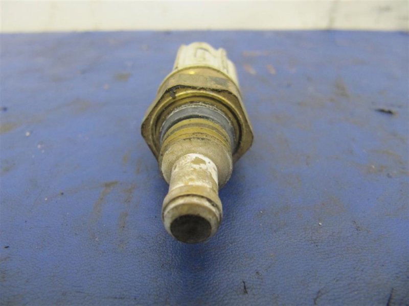 Датчик температуры охлаждающей жидкости 3 BL 09-13 2.0