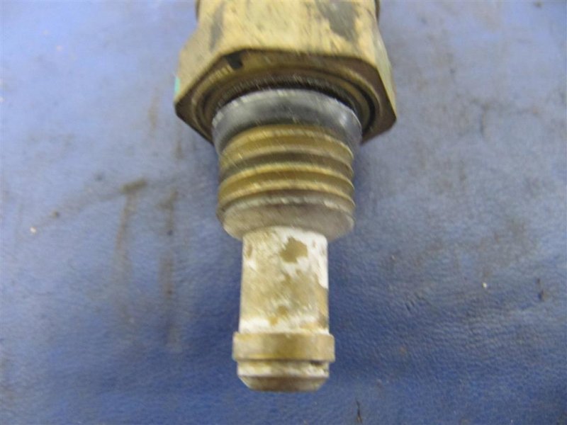 Датчик температуры охлаждающей жидкости 3 BL 09-13 2.0