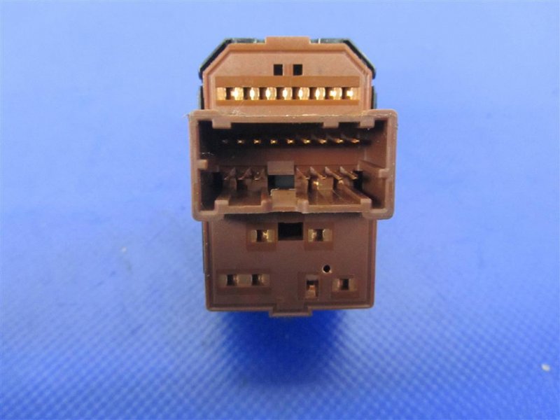 Блок управления зеркалами INFINITI G25/G35/G37/Q40 06-14