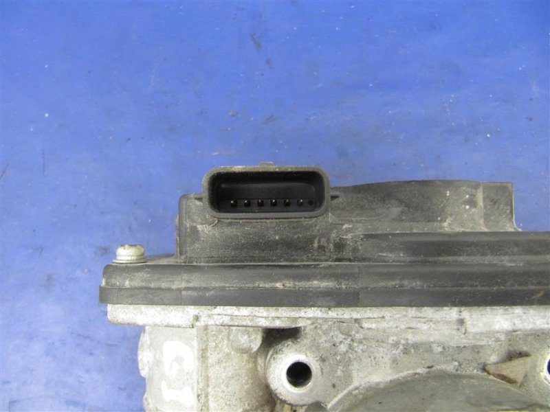 Дроссельная заслонка правая G25/G35/G37/Q40 06-14 2007 Седан 3.5 VQ35HR Дроссельная заслонка правая G25/G35/G37/Q40 06-14 2007 Седан 3.5 VQ35HR