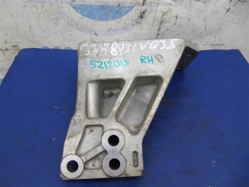 Кронштейн двигателя правый G25/G35/G37/Q40 06-14 2007 Седан 3.5 VQ35HR