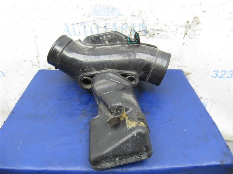 Патрубок воздушного фильтра INFINITI G35 03-07 3.5