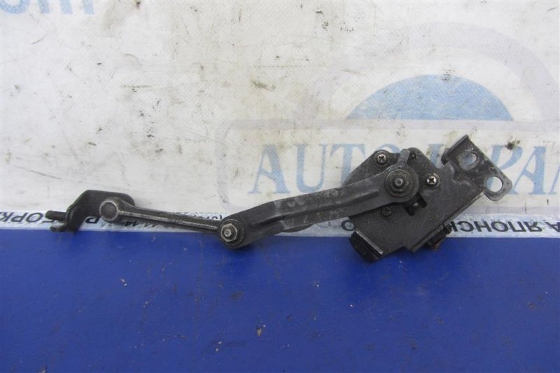 Датчик положения кузова LX570 07-15