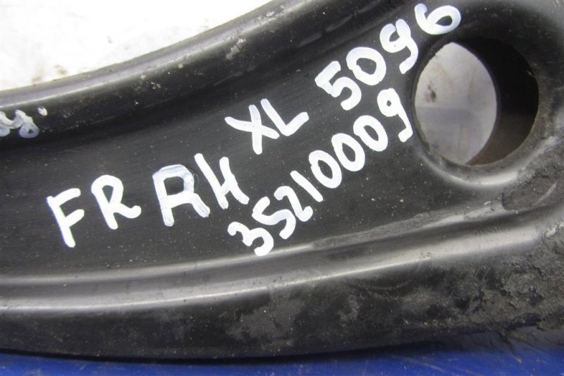 Рычаг передней подвески нижний передний правый OUTLANDER XL 05-13 2007 Внедорожник 3.0