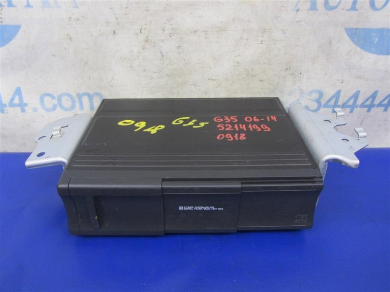 CD чейнджер INFINITI G25/G35/G37/Q40 06-14 2007 Седан 3.5 VQ35HR 28184-JK60A Б/У