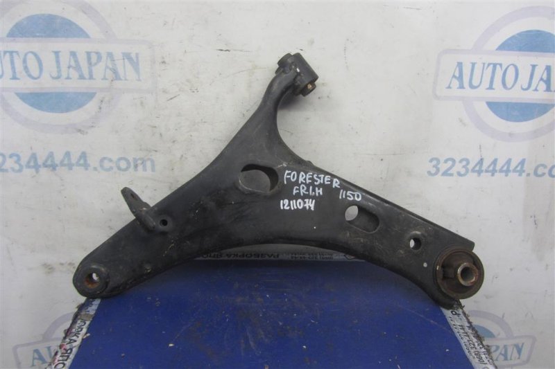 Рычаг передней подвески нижний передний левый SUBARU FORESTER 12-19 2013 Внедорожник 2.5 20202SG010 Б/У