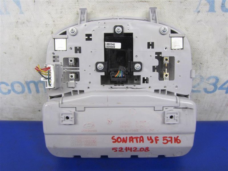 Плафон салона HYUNDAI SONATA YF 10-14 Плафон салона HYUNDAI SONATA YF 10-14