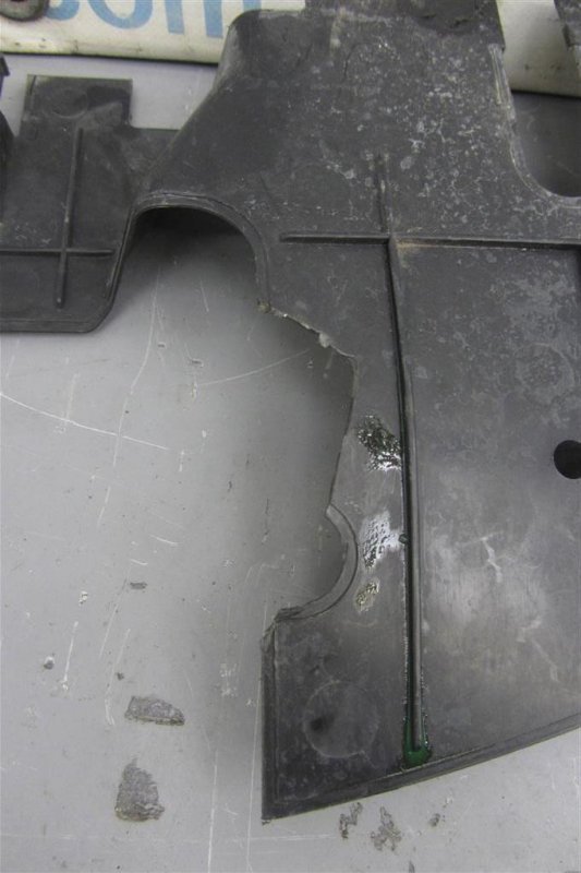 Дефлектор воздушный передний левый NISSAN ALTIMA L33 12-18 L33 2.5