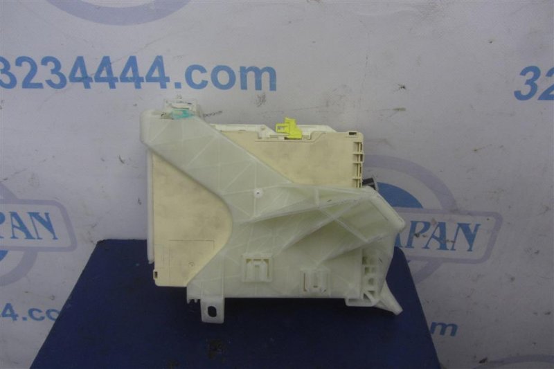 Блок предохранителей салон SIENNA 11-16 2012 GSL30 3.5 2GR-FE