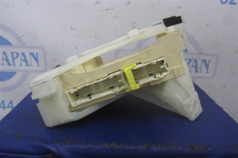 Блок предохранителей салон SIENNA 11-16 2012 GSL30 3.5 2GR-FE