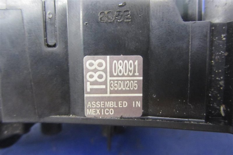 Подрулевой переключатель левый SIENNA 11-16 2012 GSL30 3.5 2GR-FE