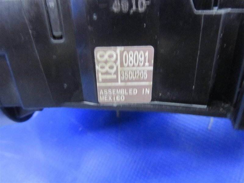 Подрулевой переключатель левый SIENNA 11-16 2013 GSL30 3.5 2GR-FE Подрулевой переключатель левый SIENNA 11-16 2013 GSL30 3.5 2GR-FE