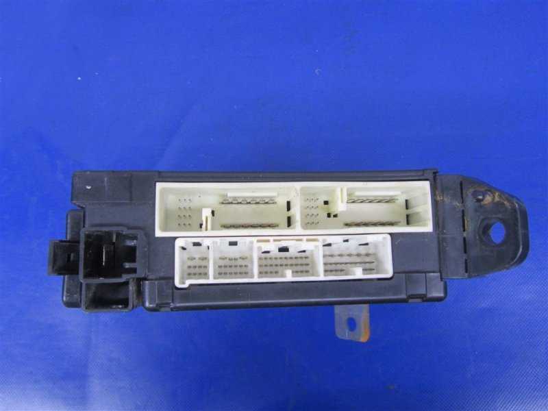 Блок предохранителей салон TUNDRA 07-13 2007 USK56 5.7 3URFBE