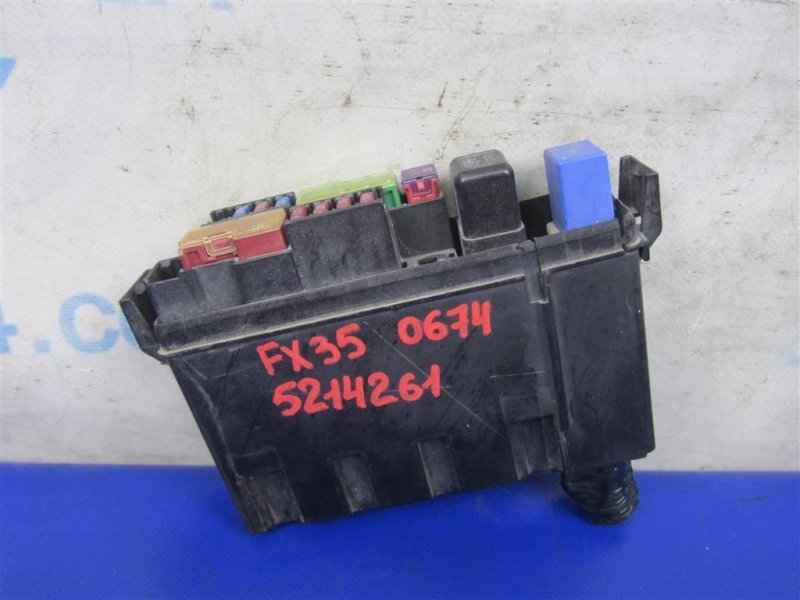 Блок предохранителей моторный отсек FX S50 03-08 2007 Внедорожник 3.5