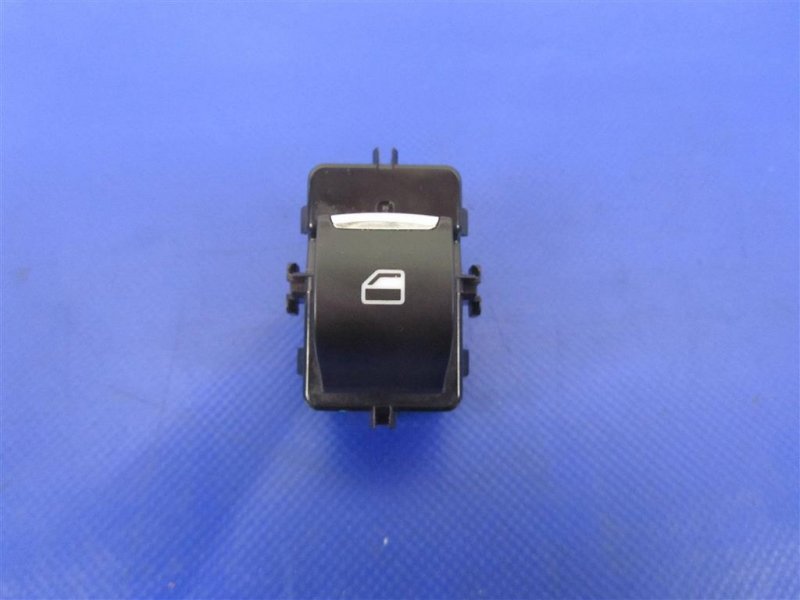 Запчасть кнопка стеклоподъемника FORD FUSION 14- DG9Z-14529-AB Б/У Кнопка стеклоподъемника FORD FUSION 14- DG9Z-14529-AB Б/У