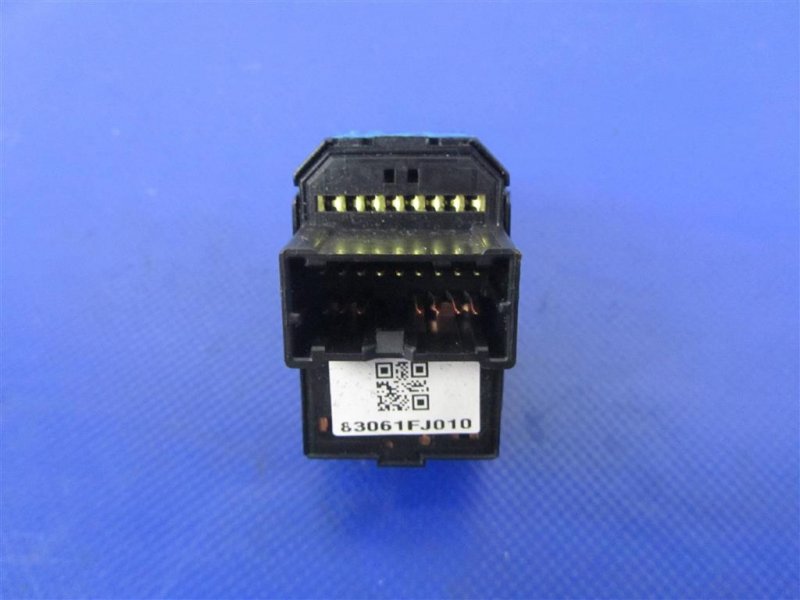 Блок управления зеркалами FORESTER 12-19