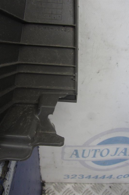 Бардачок SIENNA 11-16 2012 GSL30 3.5 2GR-FE