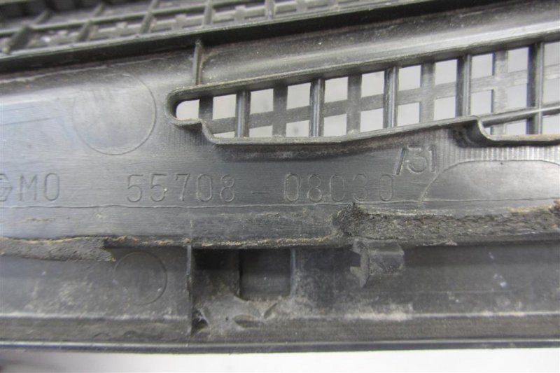 Пластик под лобовое стекло / Жабо SIENNA 03-10 2009 GSL20 3.5 2GR-FE Пластик под лобовое стекло / Жабо SIENNA 03-10 2009 GSL20 3.5 2GR-FE