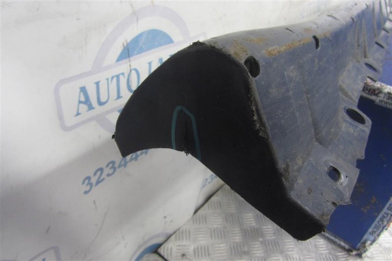 Накладка порога наружная левая MATRIX 02-08 2002 ZZE132 1.8L 1ZZ-FE Накладка порога наружная левая MATRIX 02-08 2002 ZZE132 1.8L 1ZZ-FE