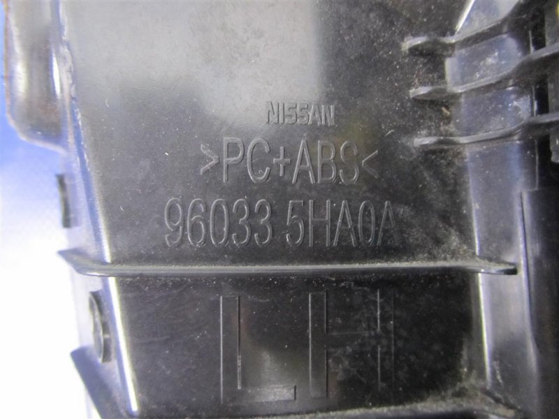 Спойлер крышки багажника левый NISSAN X-TRAIL/ROGUE T32 13-20 T32 2.5 QR25DE Спойлер крышки багажника левый NISSAN X-TRAIL/ROGUE T32 13-20 T32 2.5 QR25DE