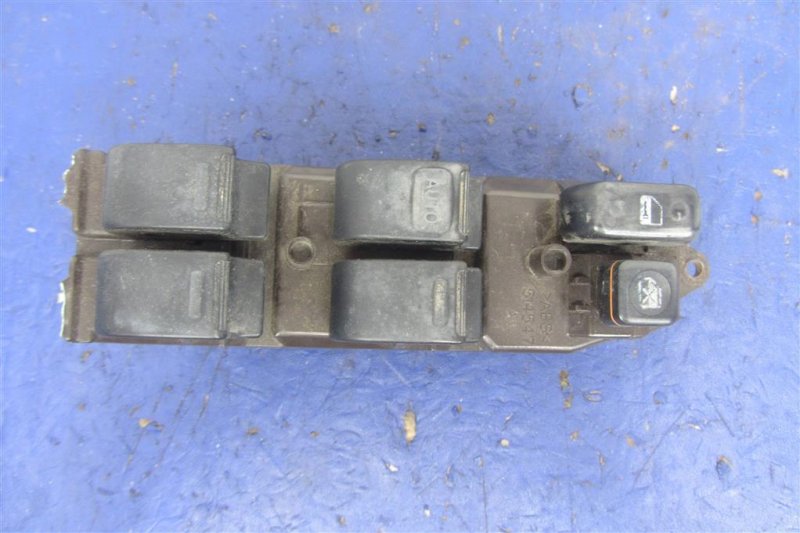 Блок управления стеклоподъемниками передний левый MATRIX 02-08