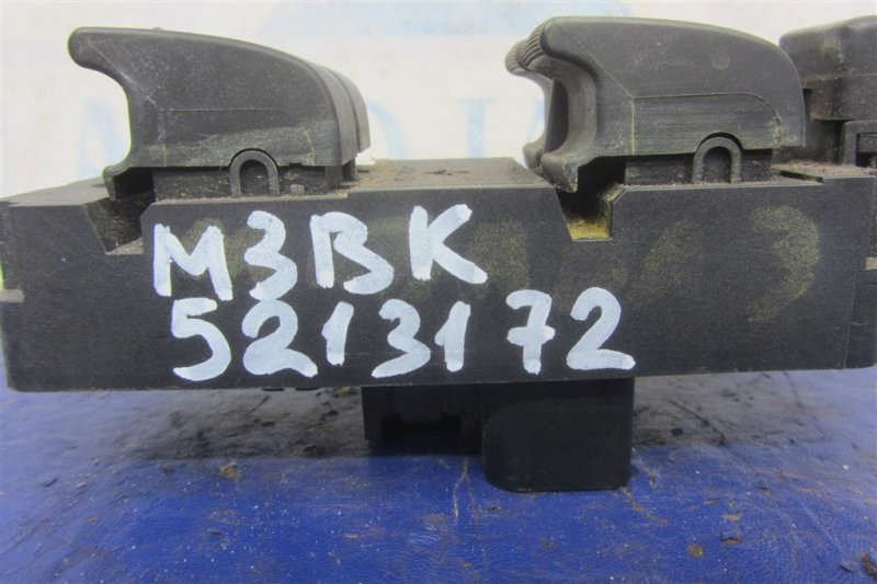 Блок управления стеклоподъемниками передний левый 3 BK 03-08