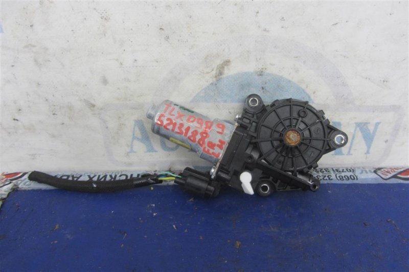 Запчасть моторчик стеклоподъемника передний левый ACURA TLX 14-17 2016 Седан 3.5 72250-TZ3-A01 Б/У Моторчик стеклоподъемника передний левый ACURA TLX 14-17 2016 Седан 3.5 72250-TZ3-A01 Б/У