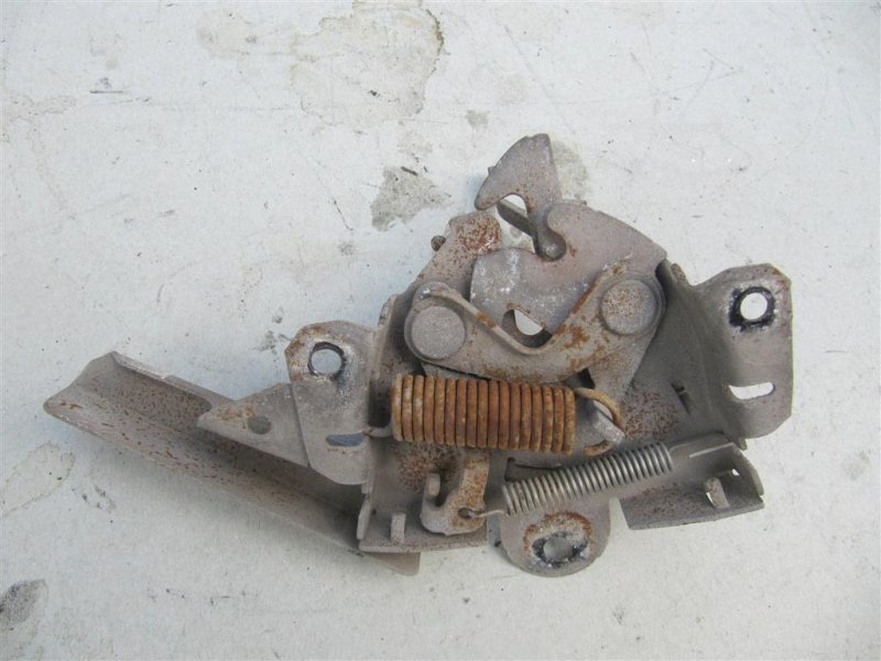 Замок капота MITSUBISHI LANCER IX 9 03-07 Замок капота MITSUBISHI LANCER IX 9 03-07