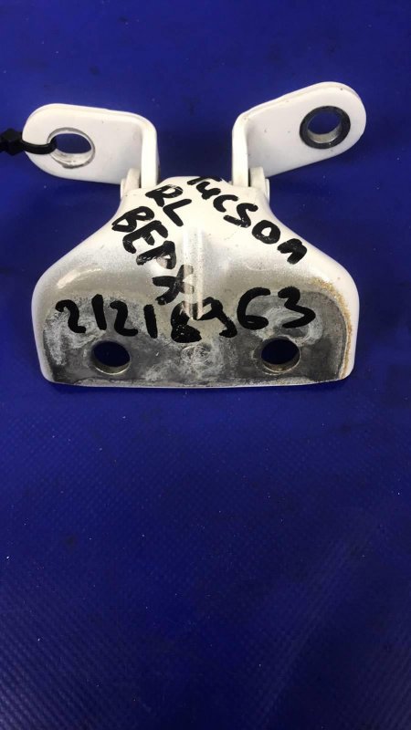 Петля двери верхняя задняя левая TUCSON TL 15-20