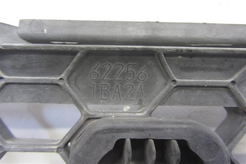 Решетка переднего бампера EX35(37) 07-12 Решетка переднего бампера EX35(37) 07-12