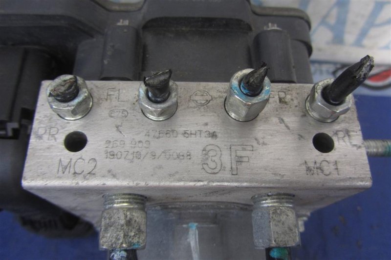 Блок ABS NISSAN QASHQAI/ROGUE SPORT 14-