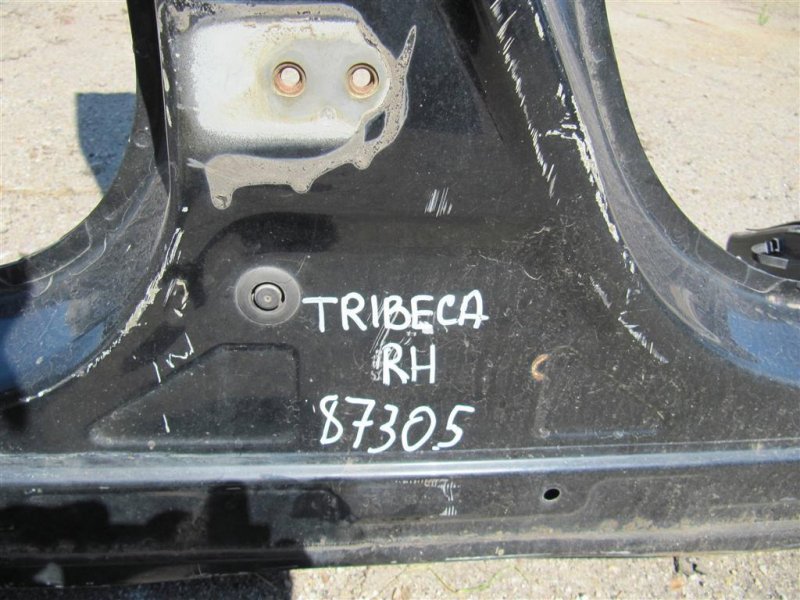 Стойка кузова средняя правая TRIBECA B9 05-07