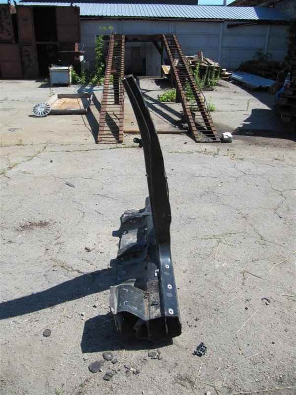 Стойка кузова средняя правая TRIBECA B9 05-07