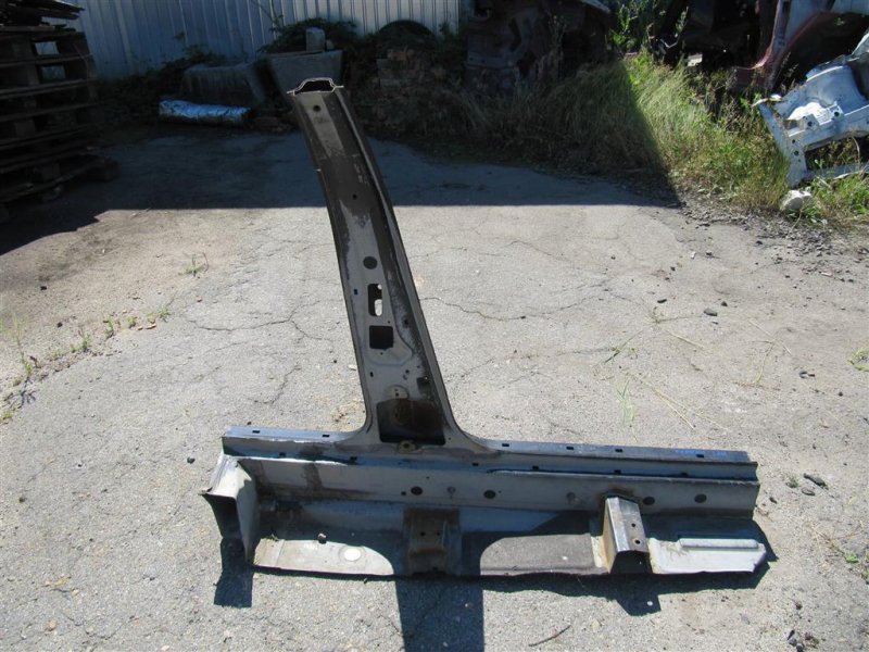 Стойка кузова средняя левая TEANA J31 03-07