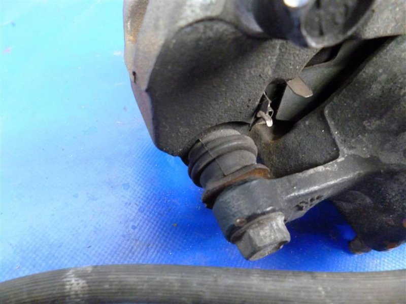 Суппорт тормозной передний правый GALANT 03-12 2010 Седан 2.4 Суппорт тормозной передний правый GALANT 03-12 2010 Седан 2.4