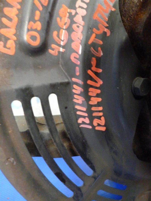 Ступица передняя правая GALANT 03-12 2010 Седан 2.4