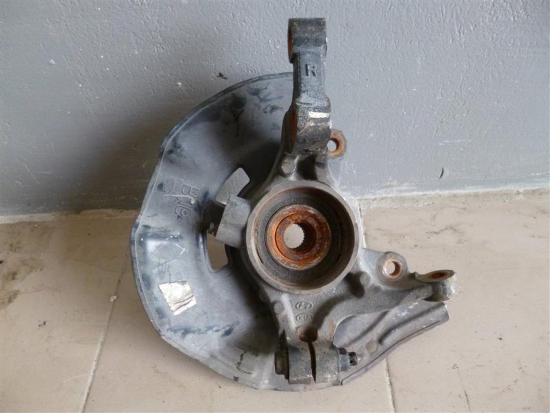 Кулак поворотный передний правый SONATA YF 10-14 2011 YF 2.4 Кулак поворотный передний правый SONATA YF 10-14 2011 YF 2.4