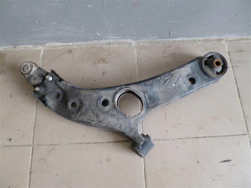 Рычаг передней подвески нижний передний левый SONATA YF 10-14 2011 YF 2.4 Рычаг передней подвески нижний передний левый SONATA YF 10-14 2011 YF 2.4