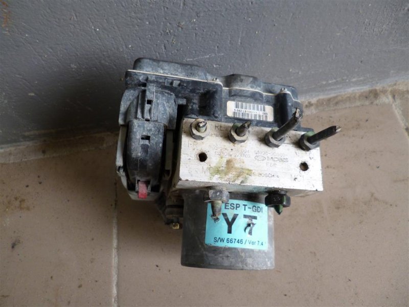 Блок ABS HYUNDAI SONATA YF 10-14 YF 2.4