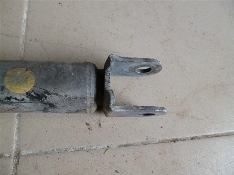 Амортизатор задний SONATA YF 10-14 2011 YF 2.4