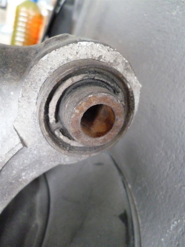 Ступица задняя левая SONATA YF 10-14 2011 YF 2.4