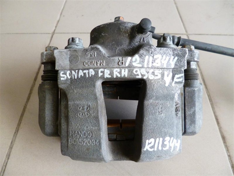 Суппорт тормозной передний правый HYUNDAI SONATA YF 10-14 2011 Седан 2.4 58190-3QA50 Б/У