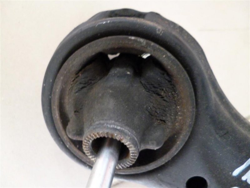 Рычаг передней подвески нижний передний левый LEXUS ES350 06-12 Седан 3.5