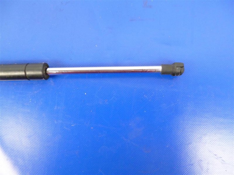 Амортизатор крышки багажника CX-9 06-16