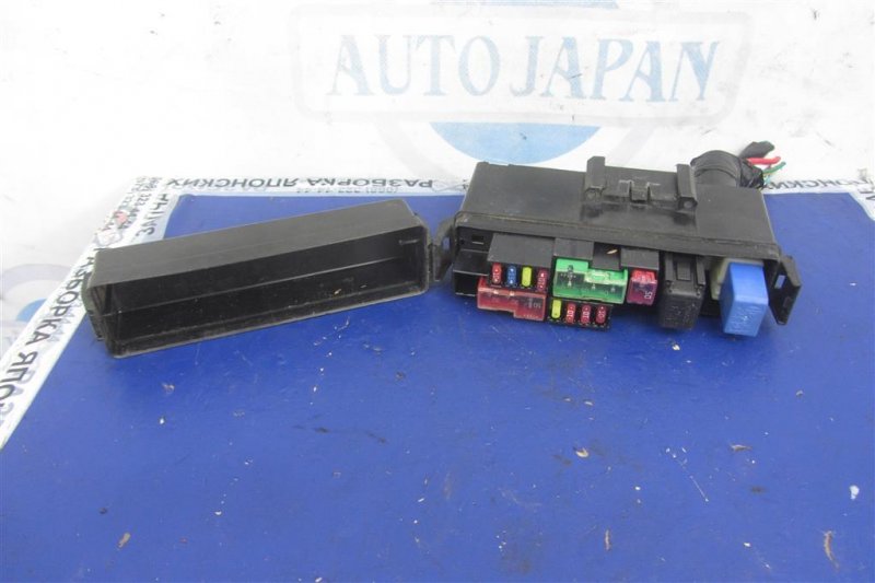 Блок предохранителей моторный отсек INFINITI FX S50 03-08 2005 Внедорожник 3.5 24381-C9900 Б/У