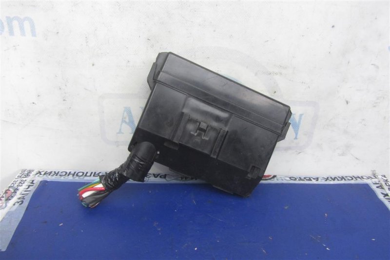 Блок предохранителей моторный отсек FX S50 03-08 2005 Внедорожник 3.5